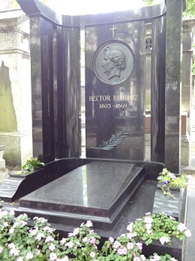 モンマルトル墓地　Cimetière de Montmartre