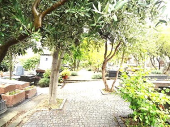 サン=ヴァンサン墓地　Cimetière Saint-Vincent